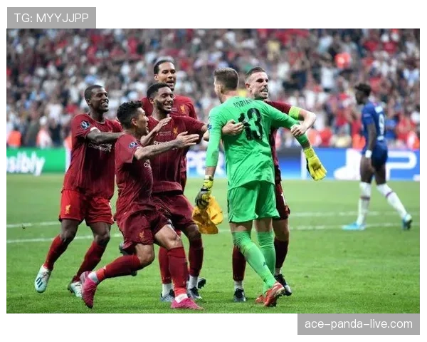 守门员犯规判罚标准及关键违例条件详解